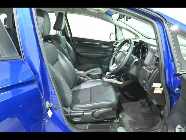 2017 HONDA FIT